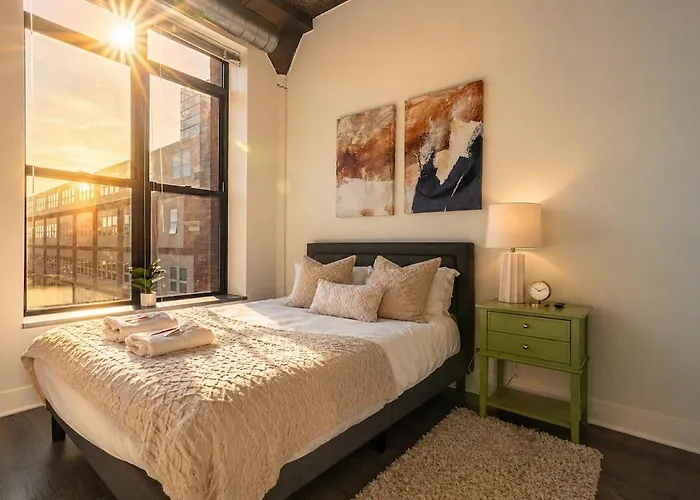 Appartement Mccormick Place Secret Oasis With Optional Parking For Up To 8 Guests *