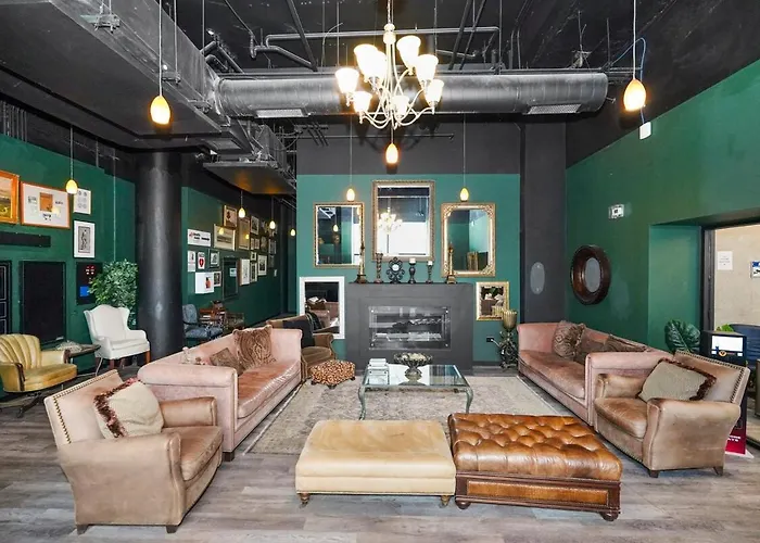 Mccormick Place Secret Oasis With Optional Parking For Up To 8 Guests Appartement *